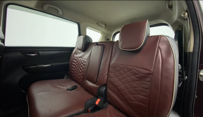 2018 Maruti Ertiga VXI LIMITED EDITION, Petrol, Manual, 74,876 km, Right Side Rear Door Cabin