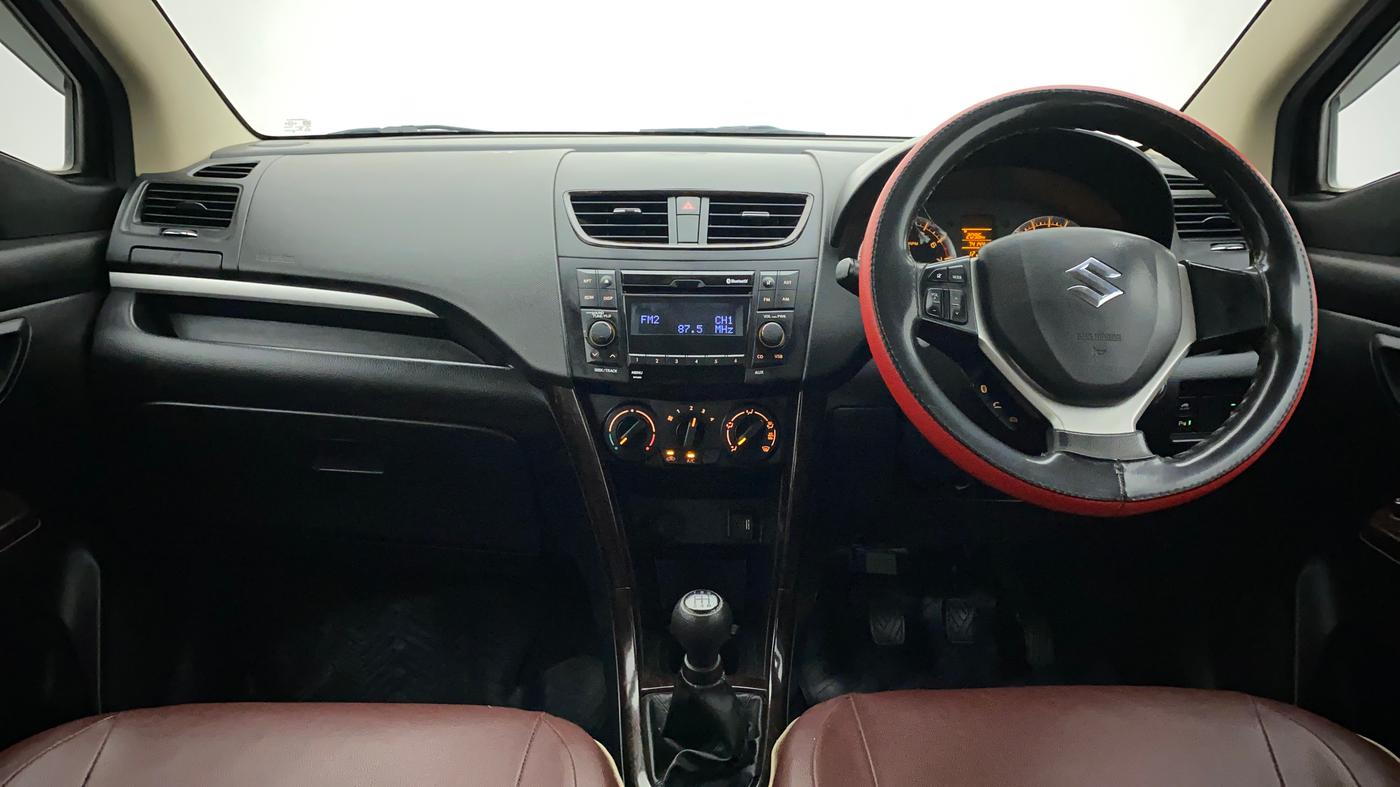 2018 Maruti Ertiga VXI LIMITED EDITION, Petrol, Manual, 74,876 km, Dashboard