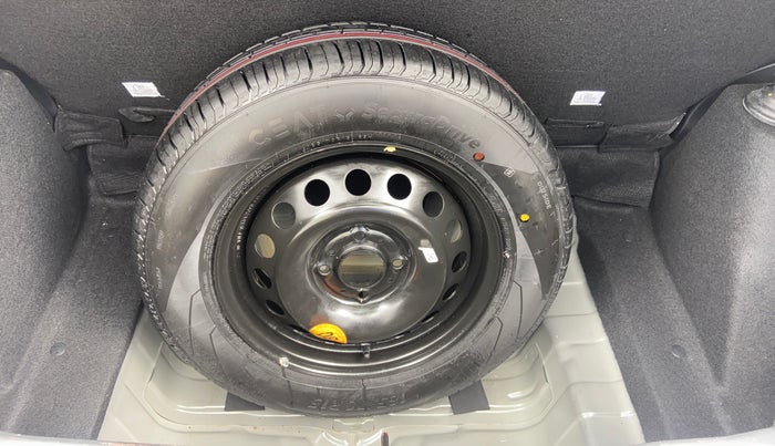 2024 Tata PUNCH CREATIVE  AMT, Petrol, Automatic, 9,730 km, Spare Tyre