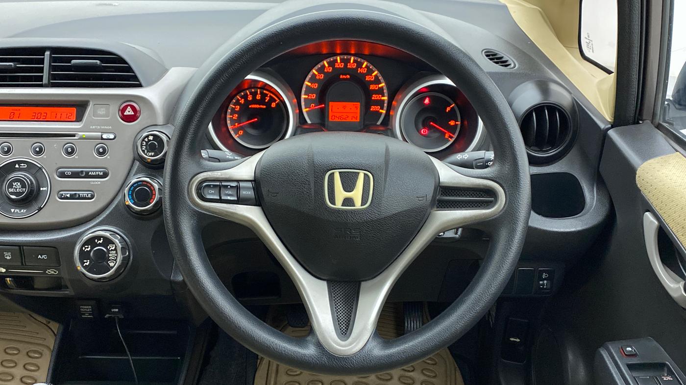 2011 Honda Jazz 1.2 SELECT I VTEC, Petrol, Manual, 46,265 km, Steering Wheel Close Up