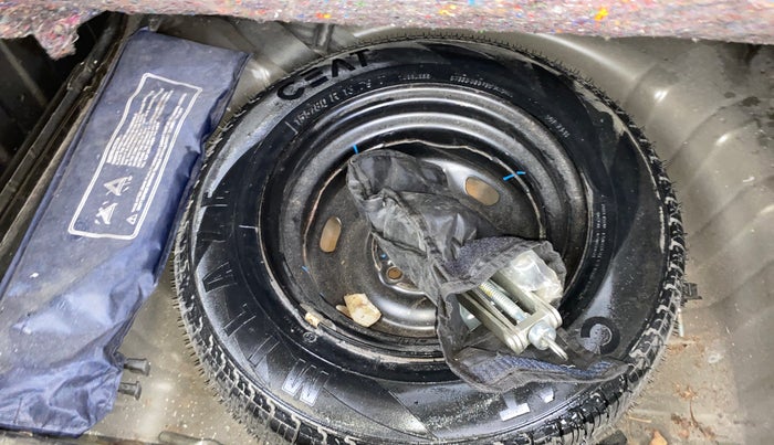 2016 Renault Kwid RXT 0.8, Petrol, Manual, 24,604 km, Spare Tyre