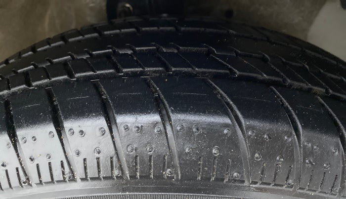 2020 Maruti Celerio ZXI D, Petrol, Manual, 21,618 km, Right Front Tyre Tread