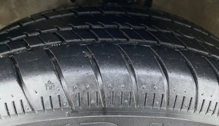 2020 Maruti Celerio ZXI D, Petrol, Manual, 21,618 km, Left Front Tyre Tread