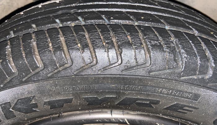 2018 Renault Kwid RXT 1.0 AMT (O), Petrol, Automatic, 46,840 km, Right Front Tyre Tread