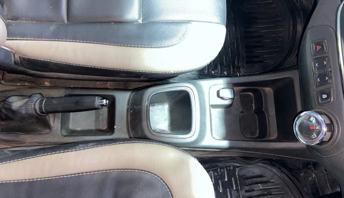 2018 Renault Kwid RXT 1.0 AMT (O), Petrol, Automatic, 46,840 km, Gear Lever