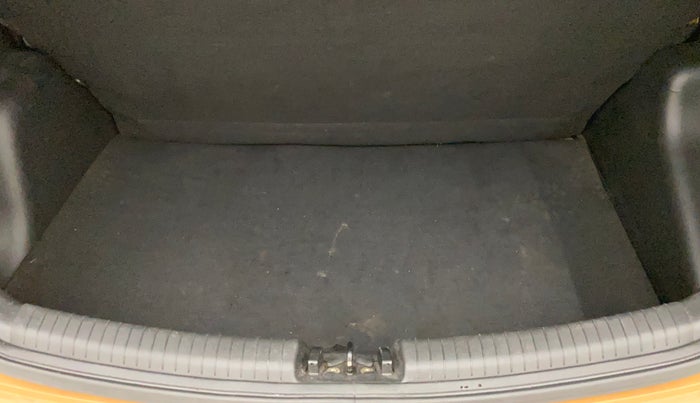 2014 Hyundai Grand i10 ASTA AT 1.2 KAPPA VTVT, Petrol, Automatic, 44,790 km, Boot Inside