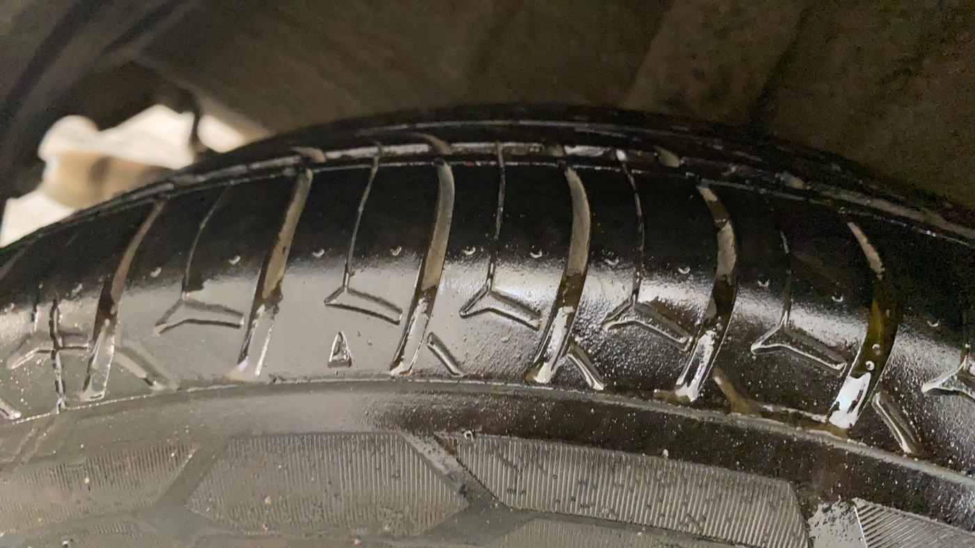 2021 Maruti IGNIS ZETA 1.2 AMT, Petrol, Automatic, 32,616 km, Right Rear Tyre Tread