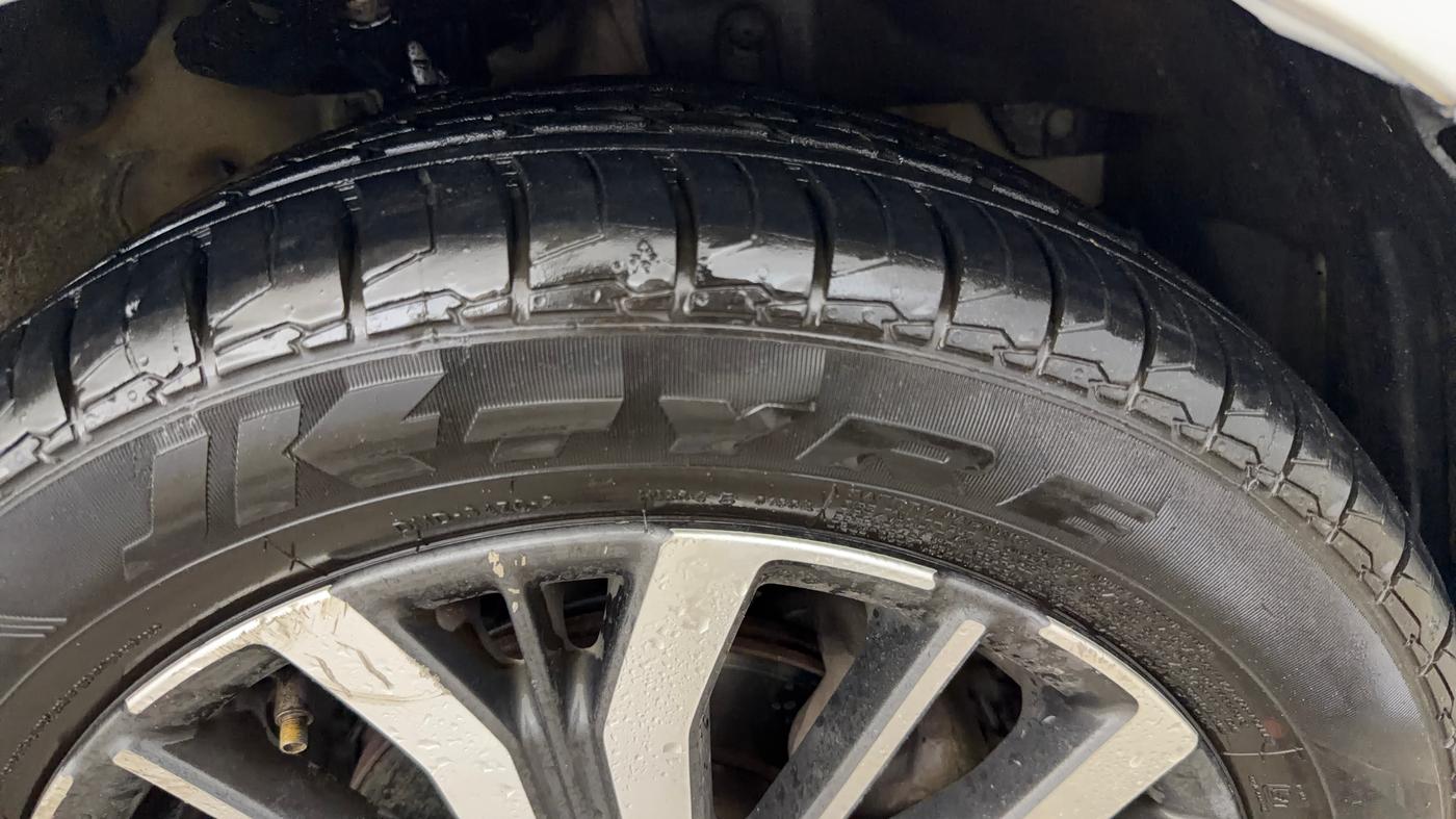 2017 Honda City 1.5L I-VTEC ZX CVT, CNG, Automatic, 95,549 km, Right Front Tyre Tread