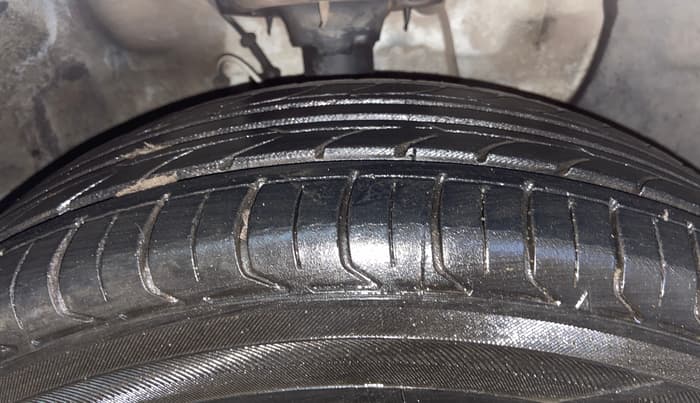 2018 Hyundai Elite i20 ASTA 1.2  CVT, Petrol, Automatic, 1,03,895 km, Right Front Tyre Tread