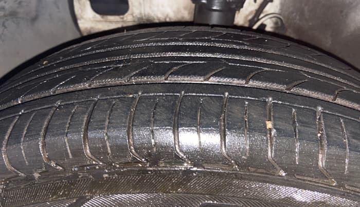 2018 Hyundai Elite i20 ASTA 1.2  CVT, Petrol, Automatic, 1,03,895 km, Left Front Tyre Tread