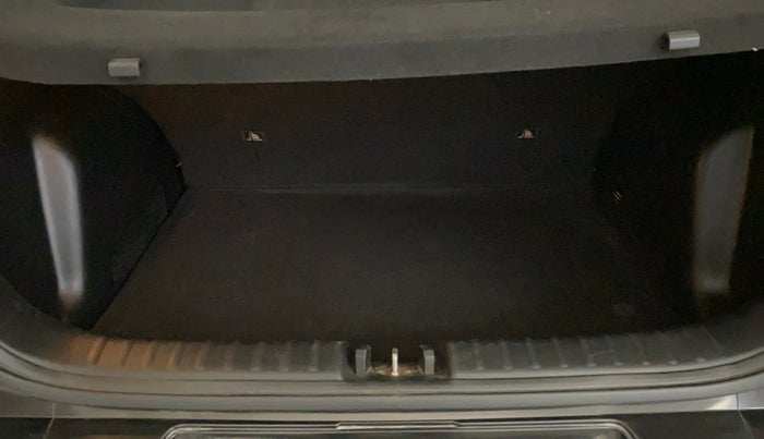 2023 KIA SONET 	 HTX 1.0 TURBO DCT, Petrol, Automatic, 47,809 km, Boot Inside