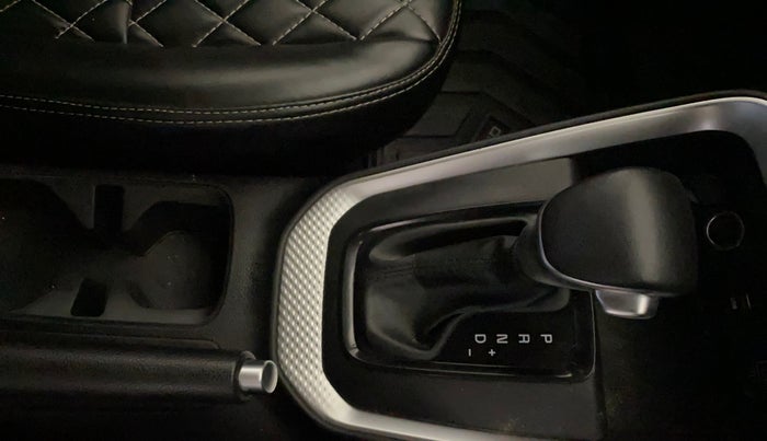 2023 KIA SONET 	 HTX 1.0 TURBO DCT, Petrol, Automatic, 47,809 km, Gear Lever