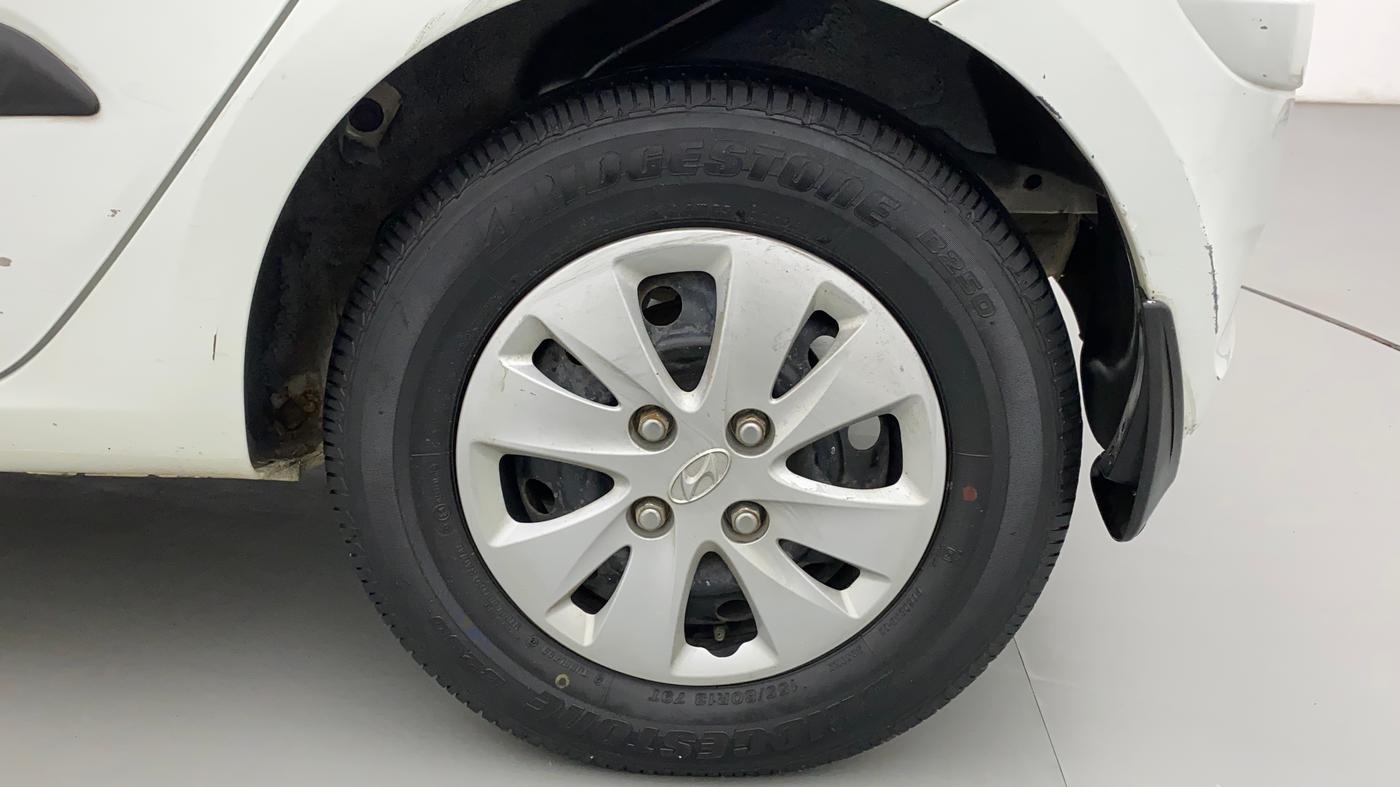2011 Hyundai i10 MAGNA 1.1, Petrol, Manual, 30,901 km, Left Rear Wheel