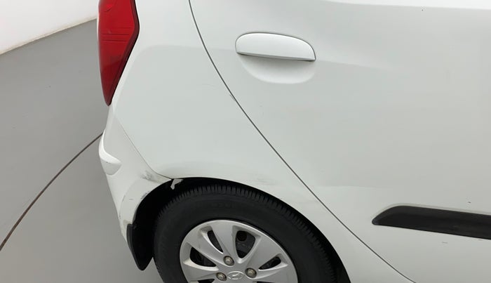 2011 Hyundai i10 MAGNA 1.1, Petrol, Manual, 30,901 km, Right quarter panel - Slightly dented