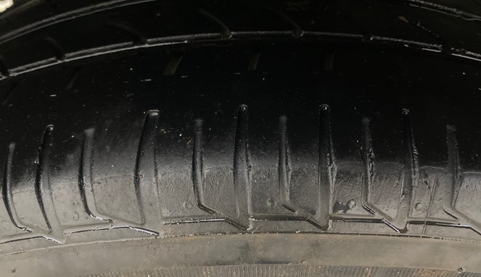 2018 Tata Tiago XZ PETROL, Petrol, Manual, 60,230 km, Right Rear Tyre Tread