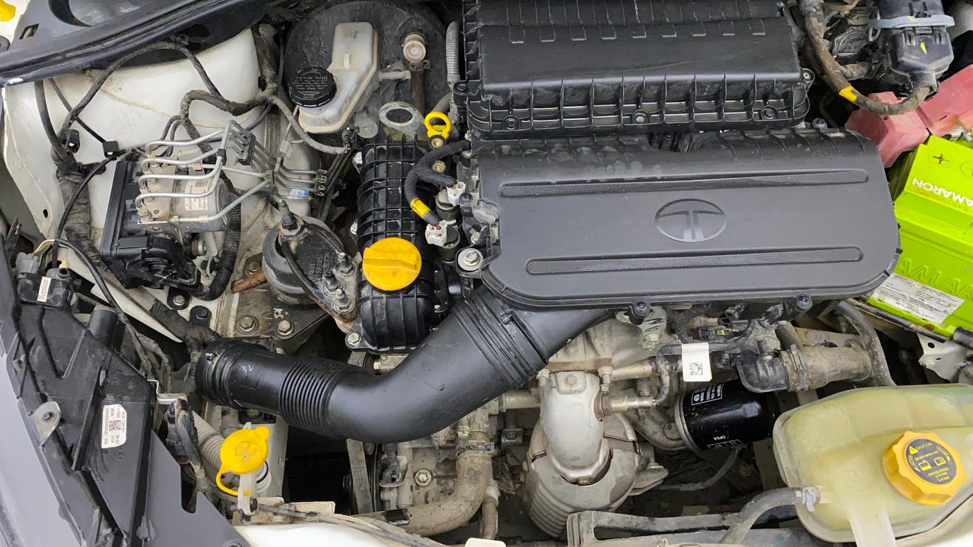 2024 Tata TIGOR XZ PLUS PETROL, Petrol, Manual, 37,220 km, Engine View - Right