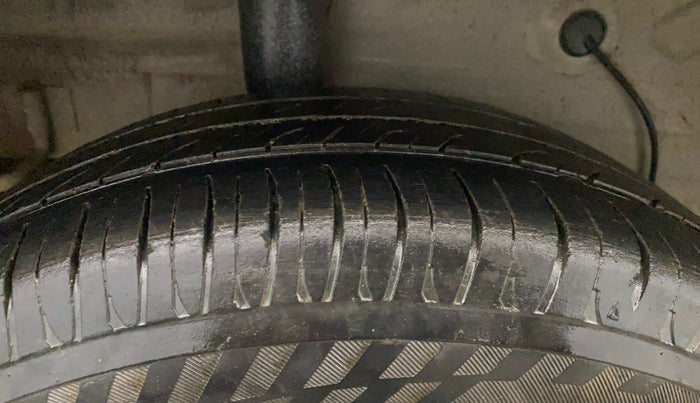 2020 Maruti Celerio ZXI, Petrol, Manual, 1,30,376 km, Right Rear Tyre Tread
