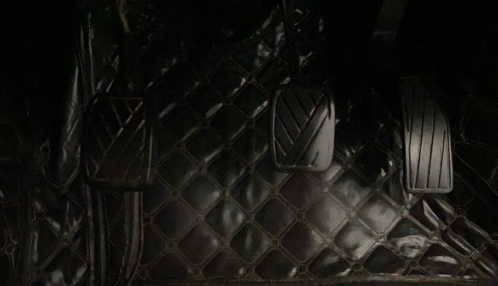 2020 Maruti Celerio ZXI, Petrol, Manual, 1,30,376 km, Pedals