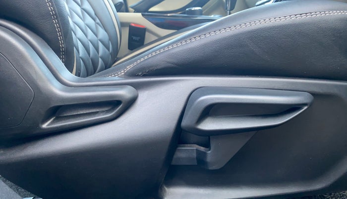 2021 Tata NEXON XZA PLUS SUNROOF PETROL, Petrol, Automatic, 38,060 km, Driver Side Adjustment Panel