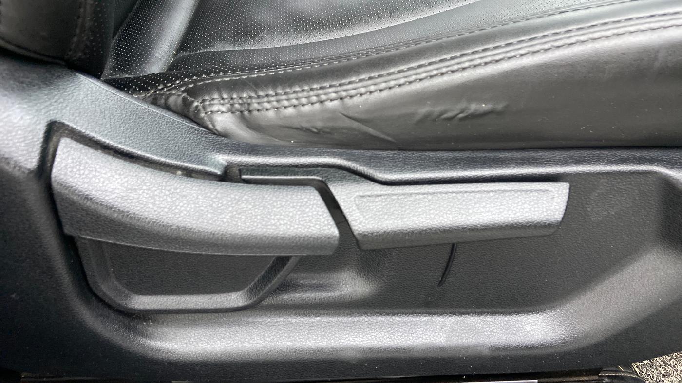 2020 Hyundai Creta E, Diesel, Manual, 21,176 km, Driver Side Adjustment Panel
