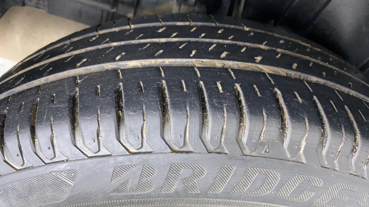2019 Maruti XL6 ALPHA SHVS  MT, Petrol, Manual, 40,506 km, Right Rear Tyre Tread