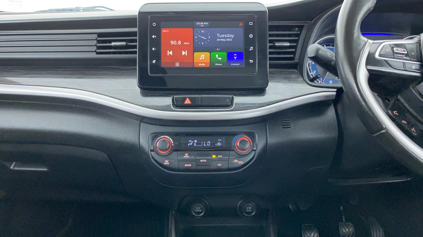 2019 Maruti XL6 ALPHA SHVS  MT, Petrol, Manual, 40,506 km, Air Conditioner