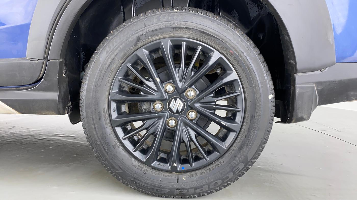 2019 Maruti XL6 ALPHA SHVS  MT, Petrol, Manual, 40,506 km, Left Rear Wheel