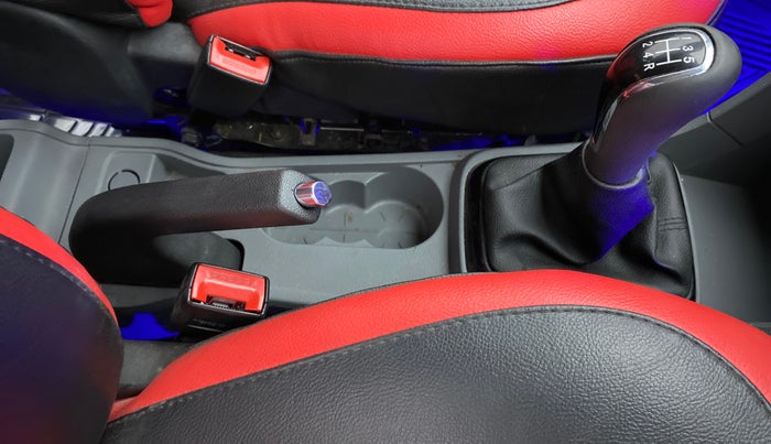 2018 Tata TIGOR XZ 1.2 REVOTRON OPT, Petrol, Manual, 46,112 km, Gear Lever