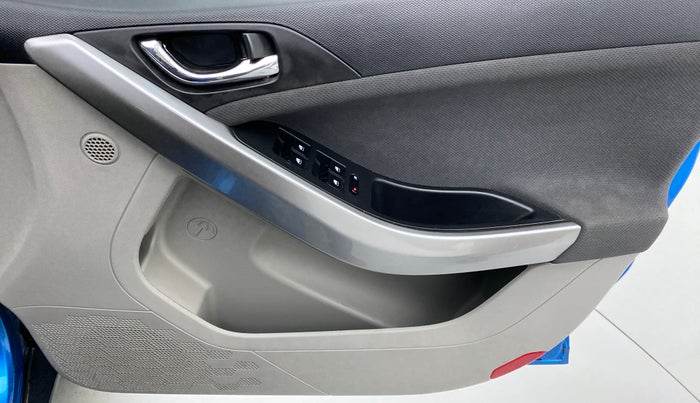 2018 Tata NEXON XZA+ 1.5, Diesel, Automatic, 13,714 km, Driver Side Door Panels Control