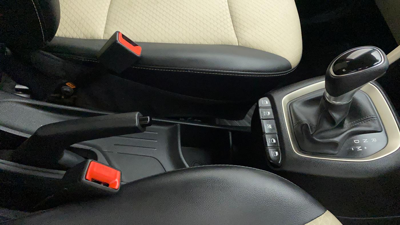 2019 Hyundai NEW SANTRO SPORTZ AMT, Petrol, Automatic, 14,502 km, Gear Lever