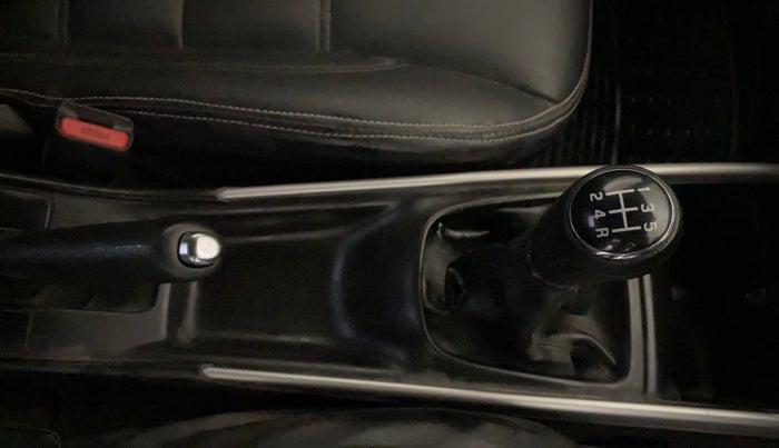 2018 Maruti Baleno DELTA PETROL 1.2, CNG, Manual, 51,261 km, Gear Lever