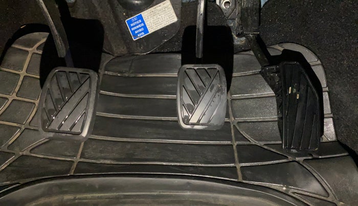 2018 Maruti Baleno DELTA PETROL 1.2, CNG, Manual, 51,261 km, Pedals