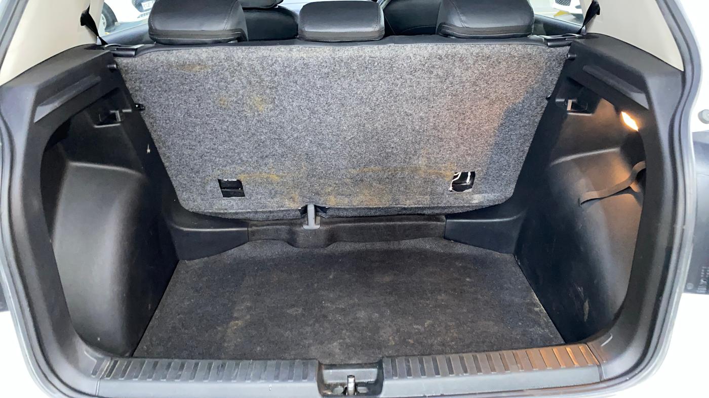 2024 Volkswagen TAIGUN COMFORTLINE 1.0 TSI MT, Petrol, Manual, 38,062 km, Boot Inside
