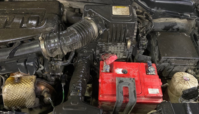 2020 Mahindra XUV300 W6 1.2 PETROL, Petrol, Manual, 83,760 km, Engine View - Left