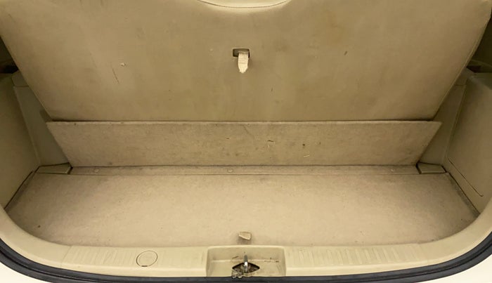 2015 Maruti Ertiga ZXI, Petrol, Manual, 24,957 km, Boot Inside