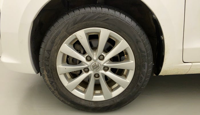2015 Maruti Ertiga ZXI, Petrol, Manual, 24,957 km, Left Front Wheel