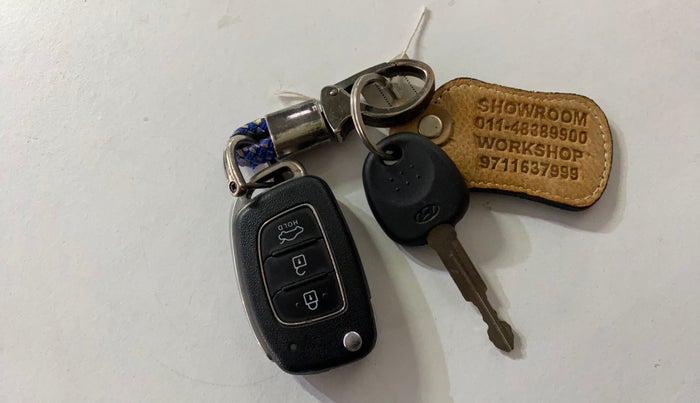 2020 Hyundai GRAND I10 NIOS MAGNA 1.2 KAPPA VTVT, Petrol, Manual, 33,932 km, Key Close Up