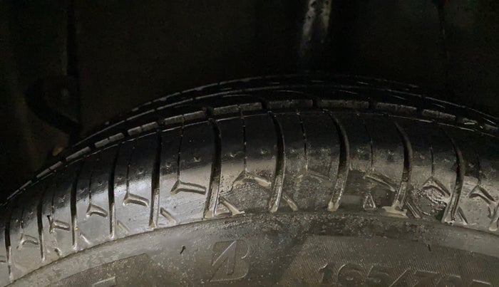 2020 Hyundai GRAND I10 NIOS MAGNA 1.2 KAPPA VTVT, Petrol, Manual, 33,932 km, Right Rear Tyre Tread