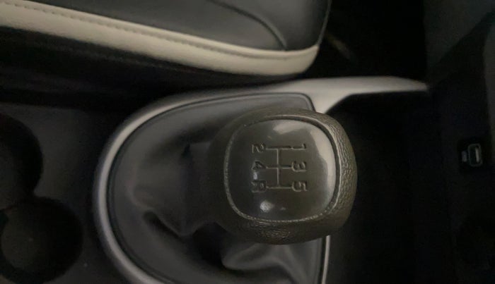 2020 Hyundai GRAND I10 NIOS MAGNA 1.2 KAPPA VTVT, Petrol, Manual, 33,932 km, Gear Lever