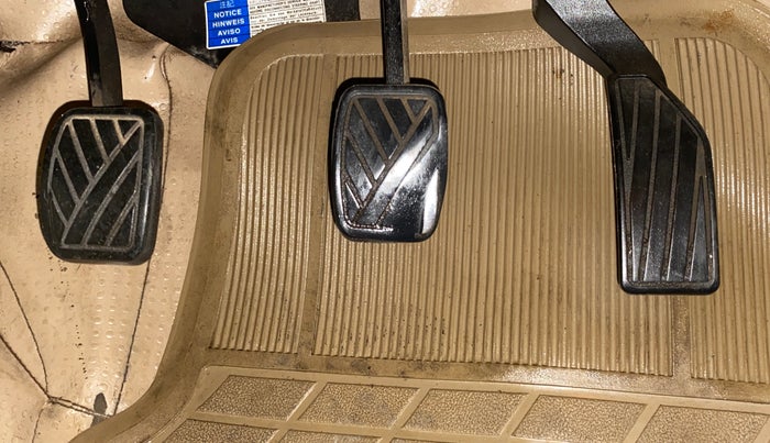 2014 Maruti Ciaz ZXI, Petrol, Manual, 63,412 km, Pedals