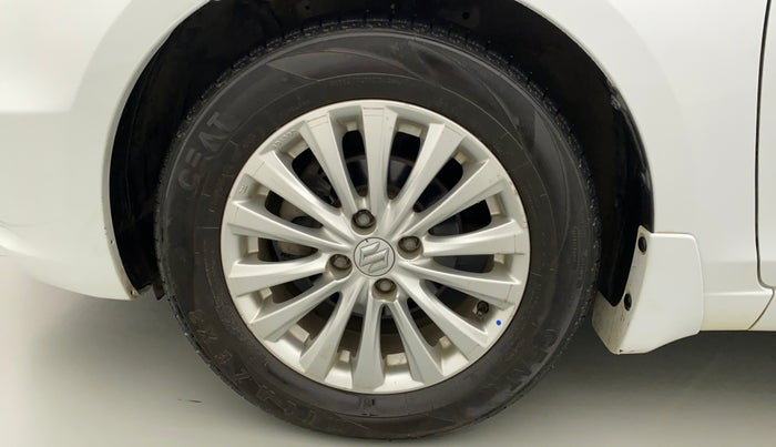 2014 Maruti Ciaz ZXI, Petrol, Manual, 63,412 km, Left Front Wheel