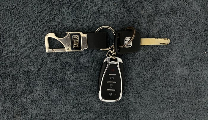 2012 Honda Brio E MT, Petrol, Manual, 40,460 km, Key Close Up