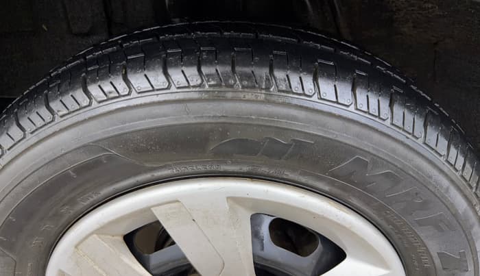 2016 Renault Kwid RXT 0.8, Petrol, Manual, 77,319 km, Right Rear Tyre Tread