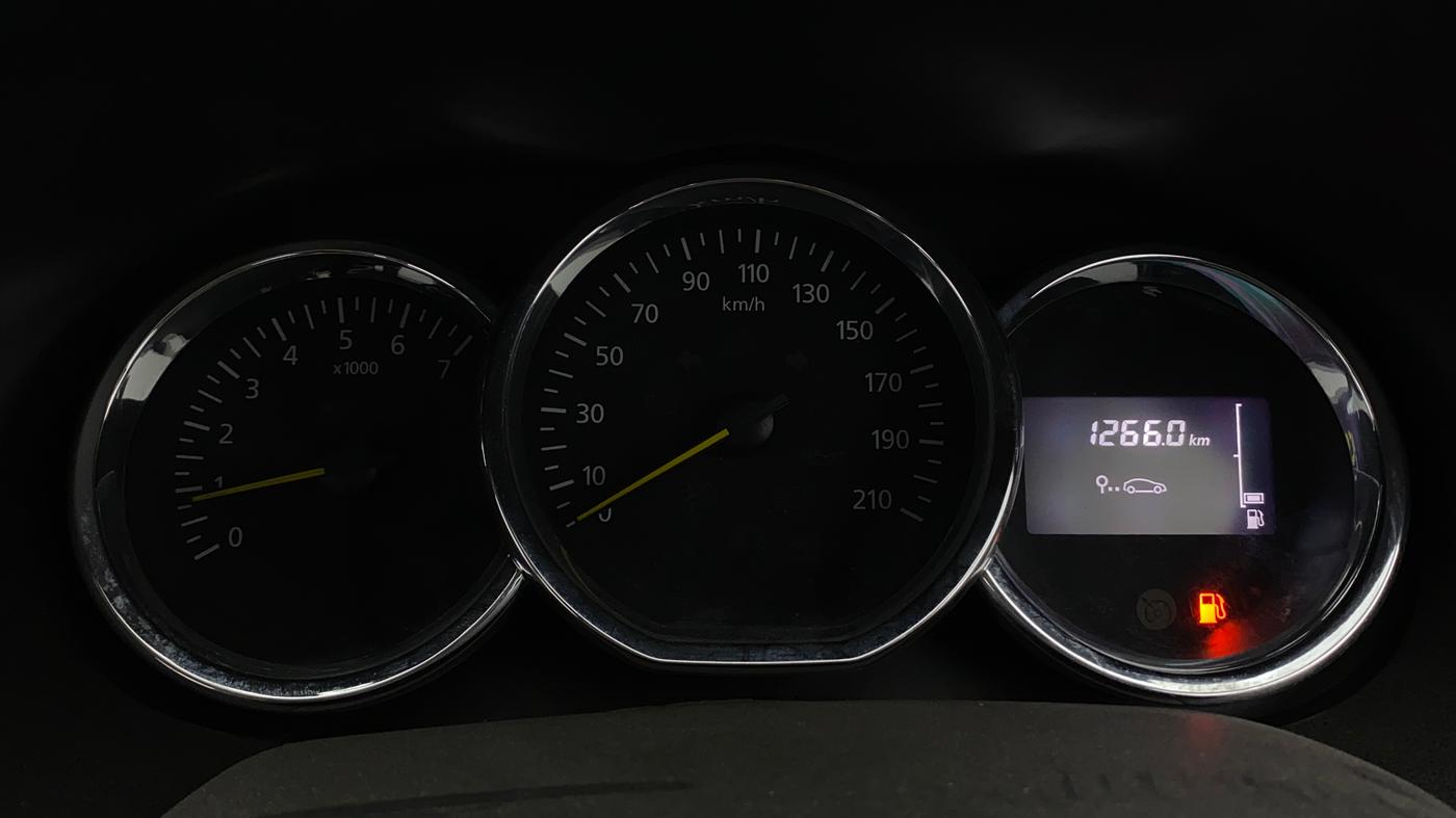 2017 Renault Duster RXL PETROL, Petrol, Manual, 42,541 km, Odometer Image