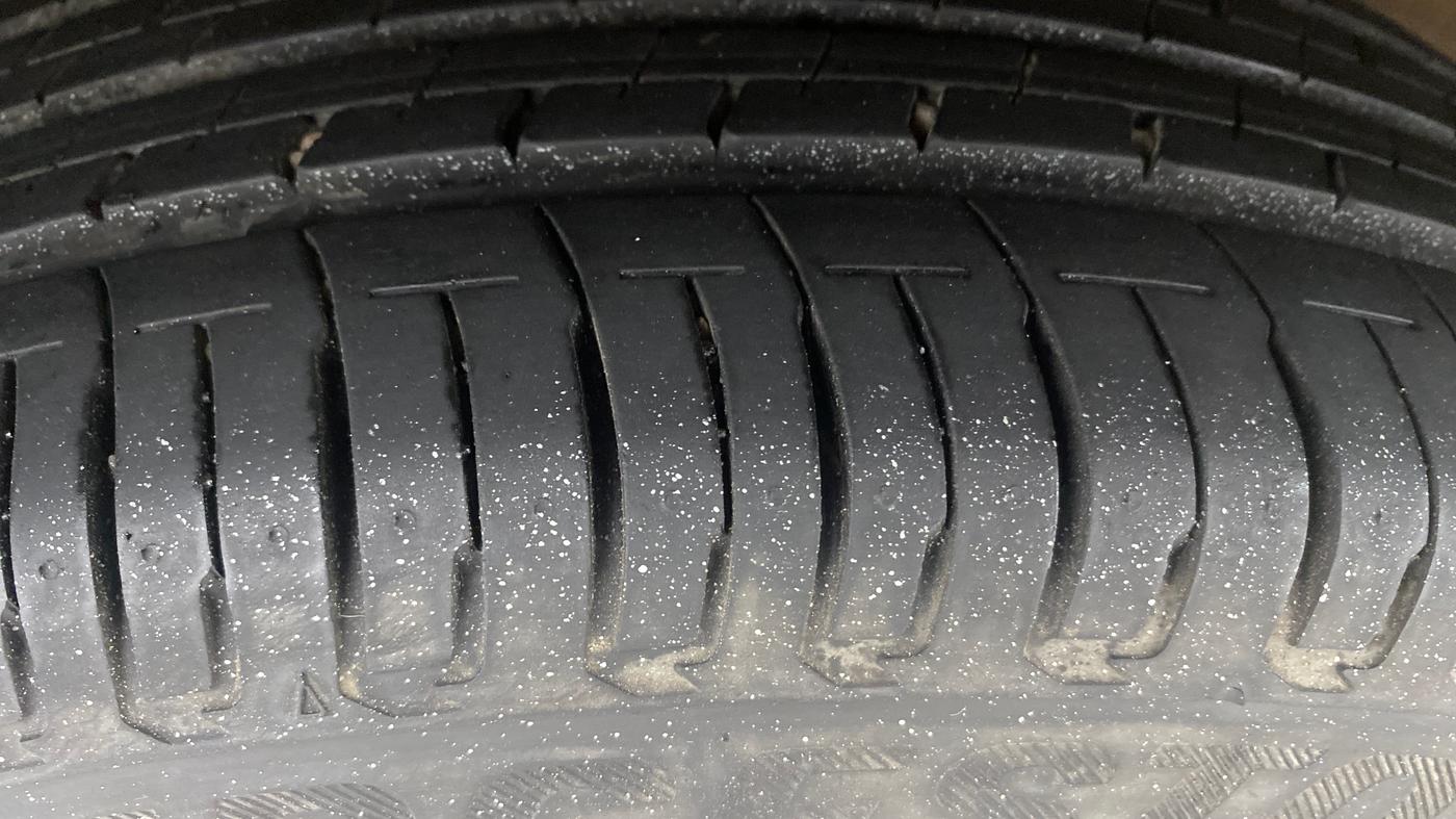 2018 Hyundai Elite i20 ASTA 1.2  CVT, Petrol, Automatic, 68,806 km, Right Rear Tyre Tread