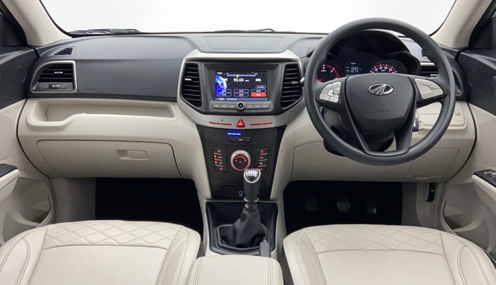 2020 Mahindra XUV300 1.5 W6 MT, Diesel, Manual, 4,077 km, Dashboard