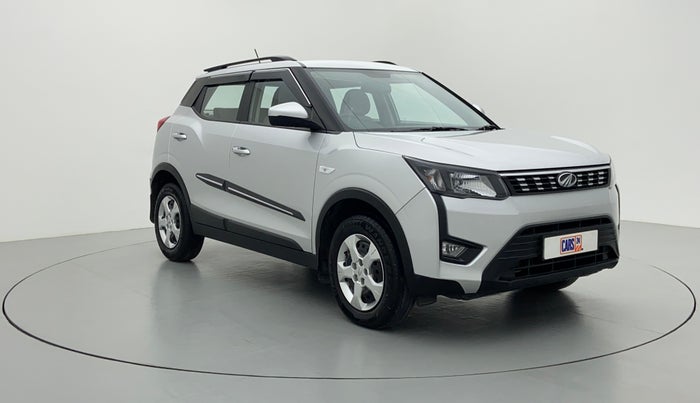 2020 Mahindra XUV300 1.5 W6 MT, Diesel, Manual, 4,077 km, Right Front Diagonal