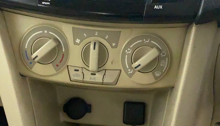 2015 Maruti Swift Dzire VDI ABS, Diesel, Manual, 1,08,268 km, AC Unit - Directional switch has minor damage