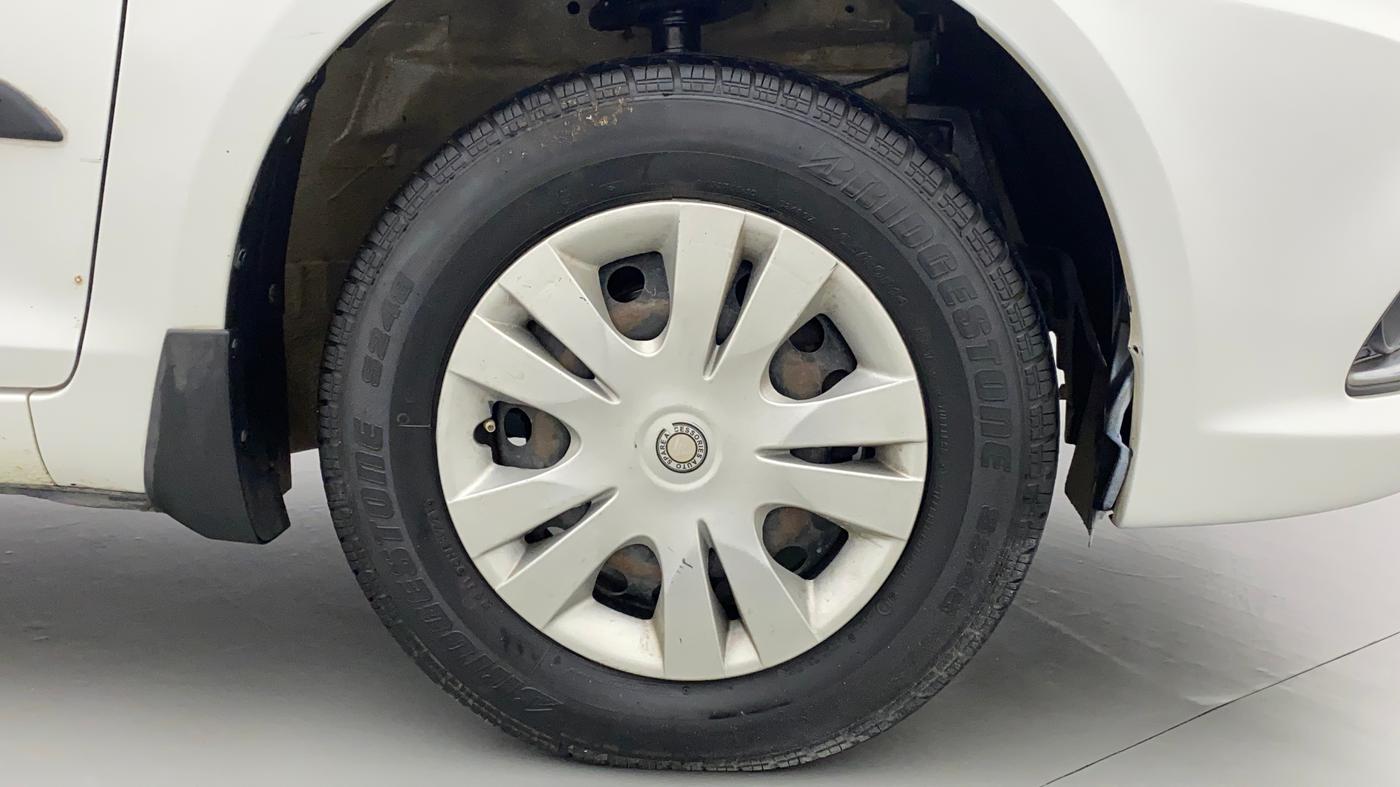 2015 Maruti Swift Dzire VDI ABS, Diesel, Manual, 1,08,268 km, Right Front Wheel