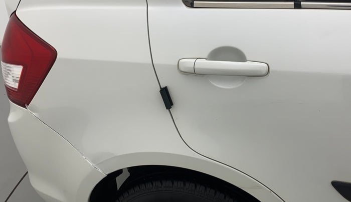 2015 Maruti Swift Dzire VDI ABS, Diesel, Manual, 1,08,268 km, Right quarter panel - Slightly dented